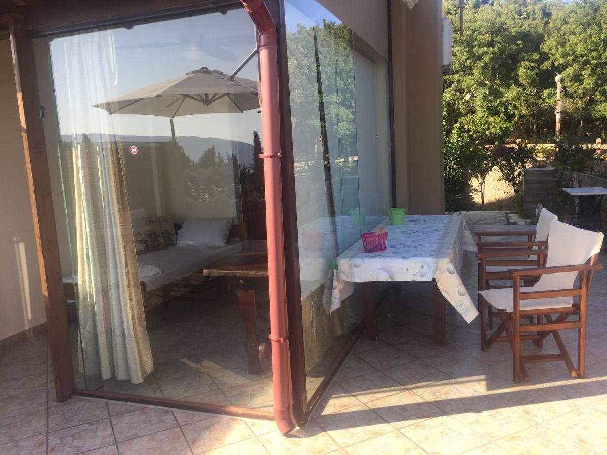 Vervekis Apartments Fiskardo Dış mekan fotoğraf