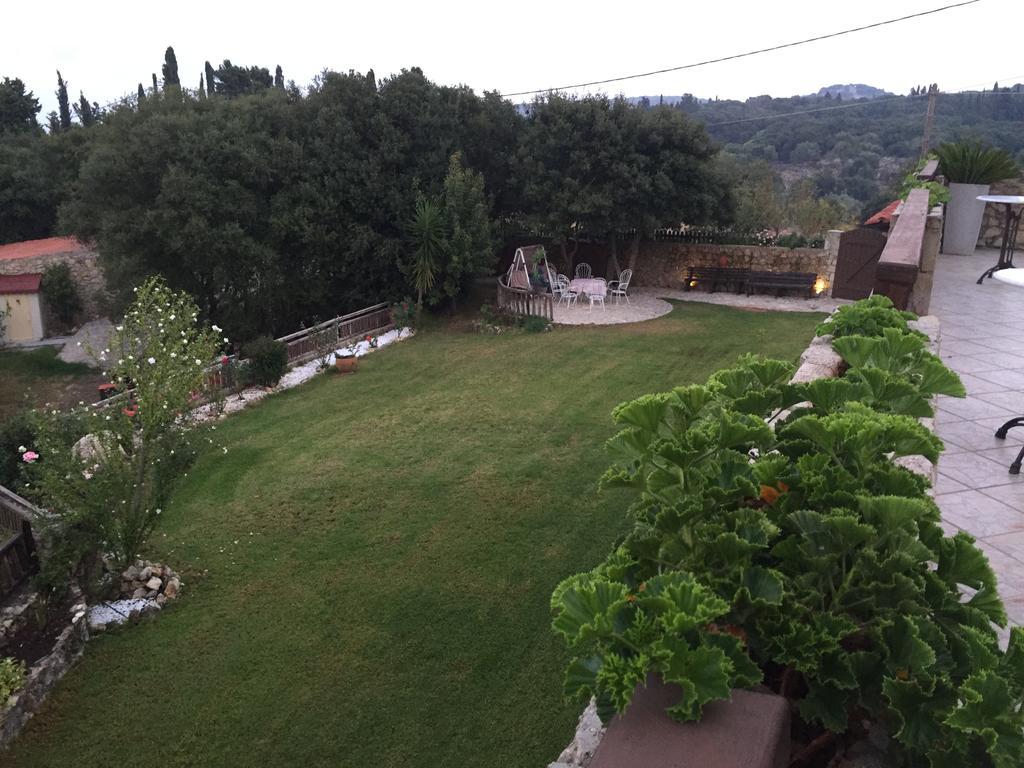 Vervekis Apartments Fiskardo Dış mekan fotoğraf