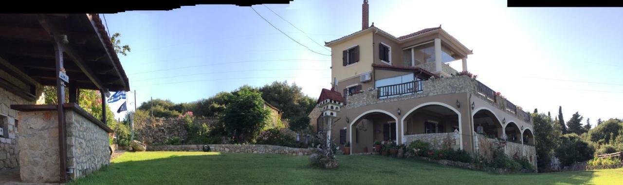 Vervekis Apartments Fiskardo Dış mekan fotoğraf